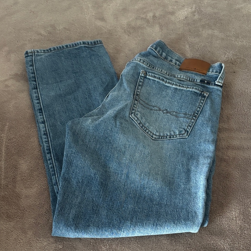 Lucky Brand Medium Blue Cropped Jeans